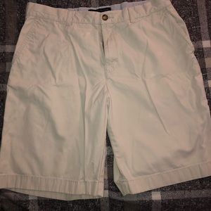 Tommy Hilfiger Khaki Shorts 34